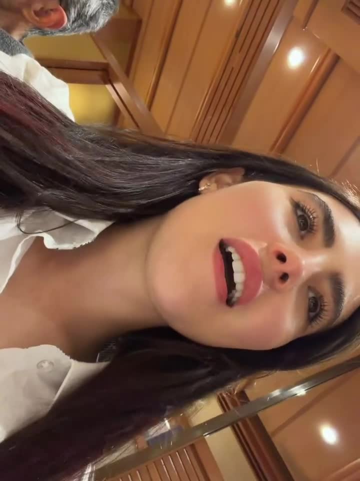 Video 1306552 from Andrea Botez (leaks = ban)