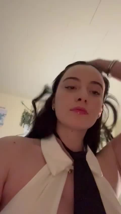Video 1307302 from Hotblockchain / Emily Cocea / cryptobaddie1