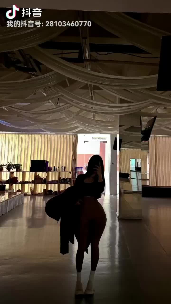 Video 1313301 from 俏妞qiaoniuTT , 俏妞qiaoniu , qiaoniuTT , qiaoniu