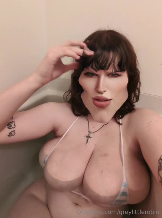 Video 1313490 from mylittlerobin | greylittlerobin | Robin Grey