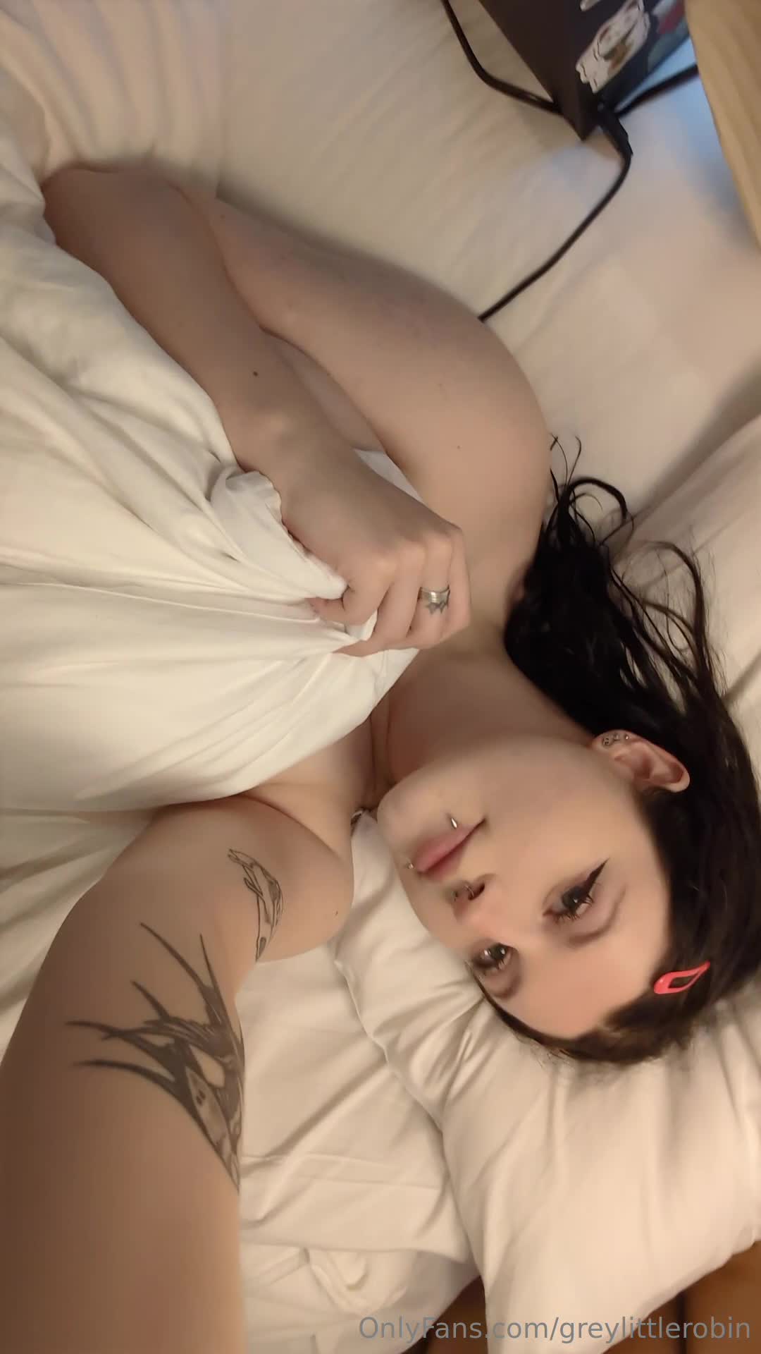 Video 1313502 from mylittlerobin | greylittlerobin | Robin Grey
