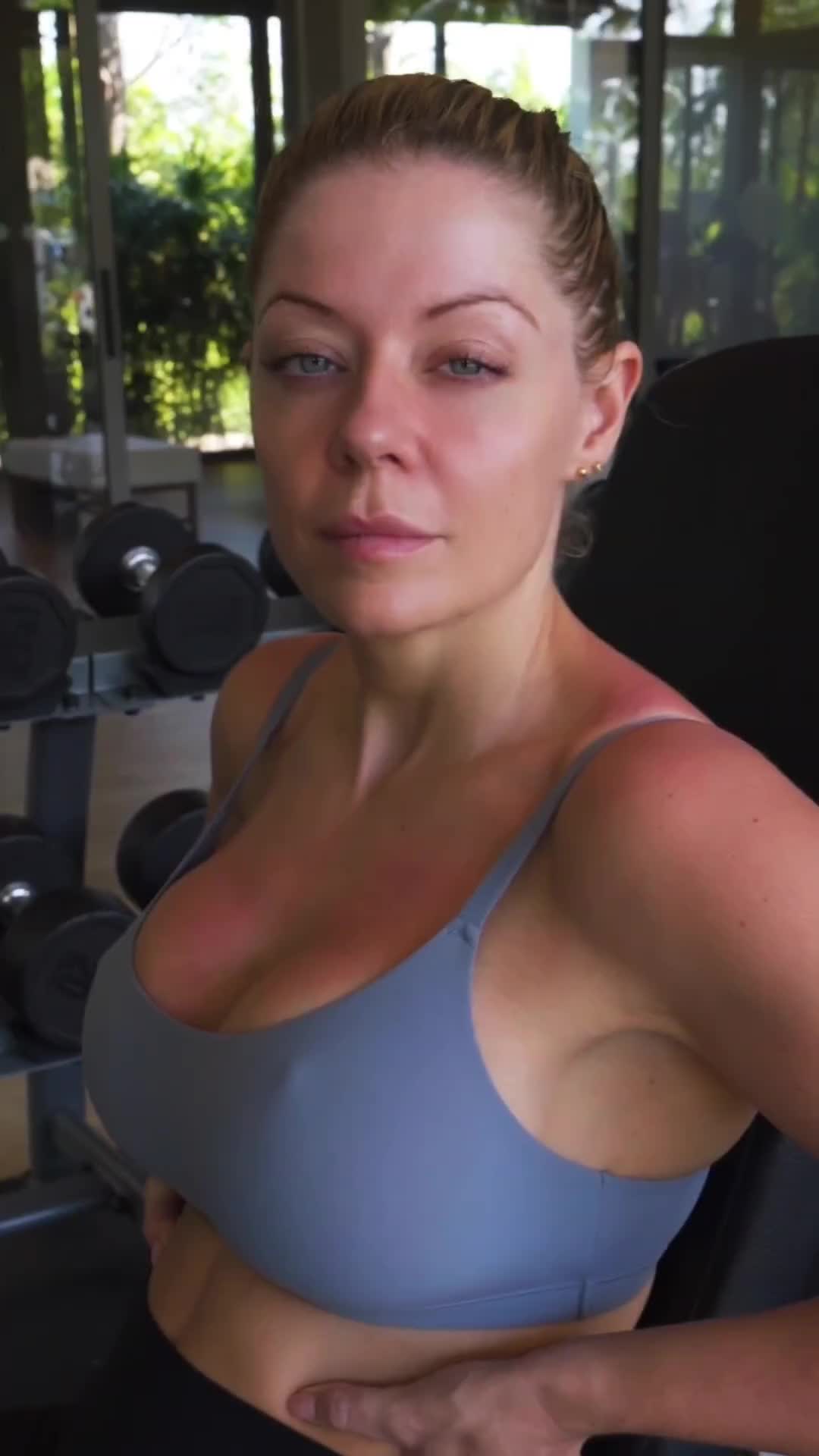 Video 1314391 from Missmiafit