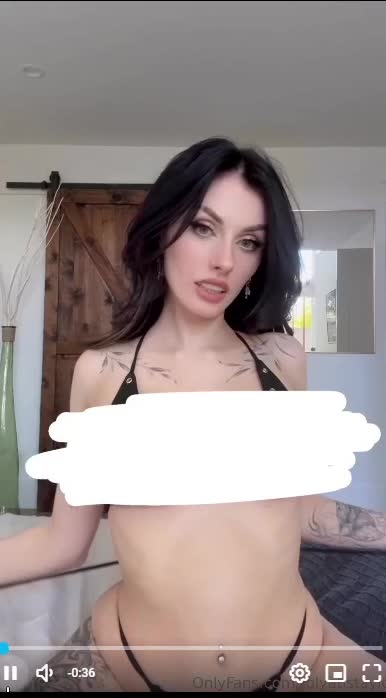 Video 1320374 from Rolyatistaylor