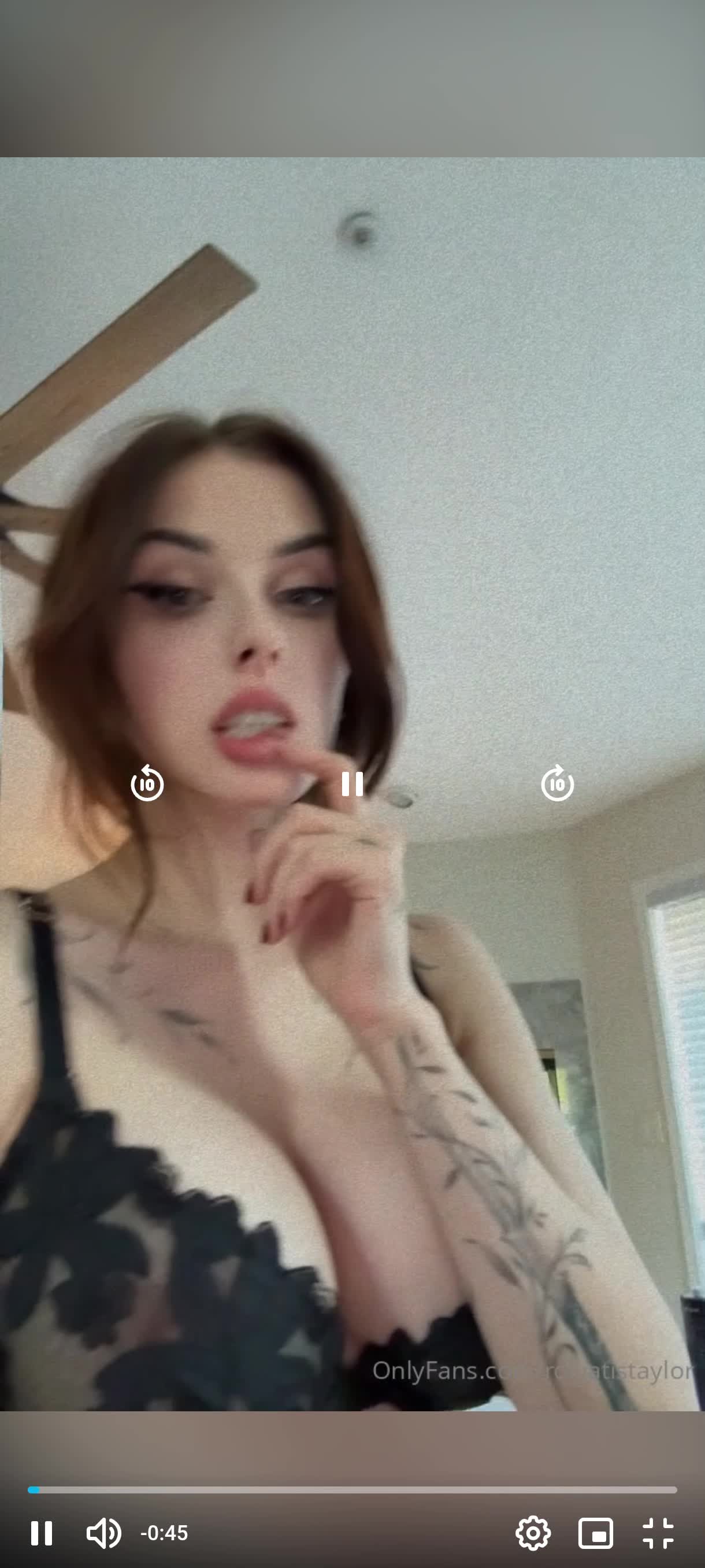 Video 1320403 from Rolyatistaylor