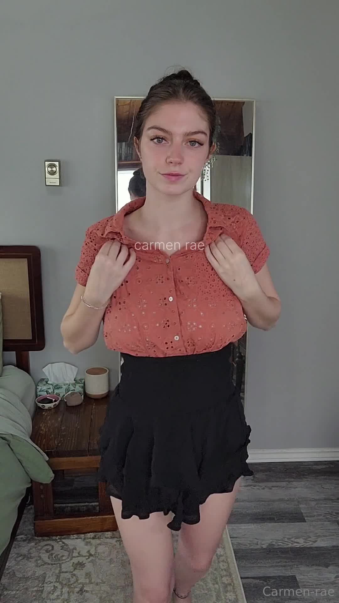 Video 1321297 from Makoshake / Carmen Rae
