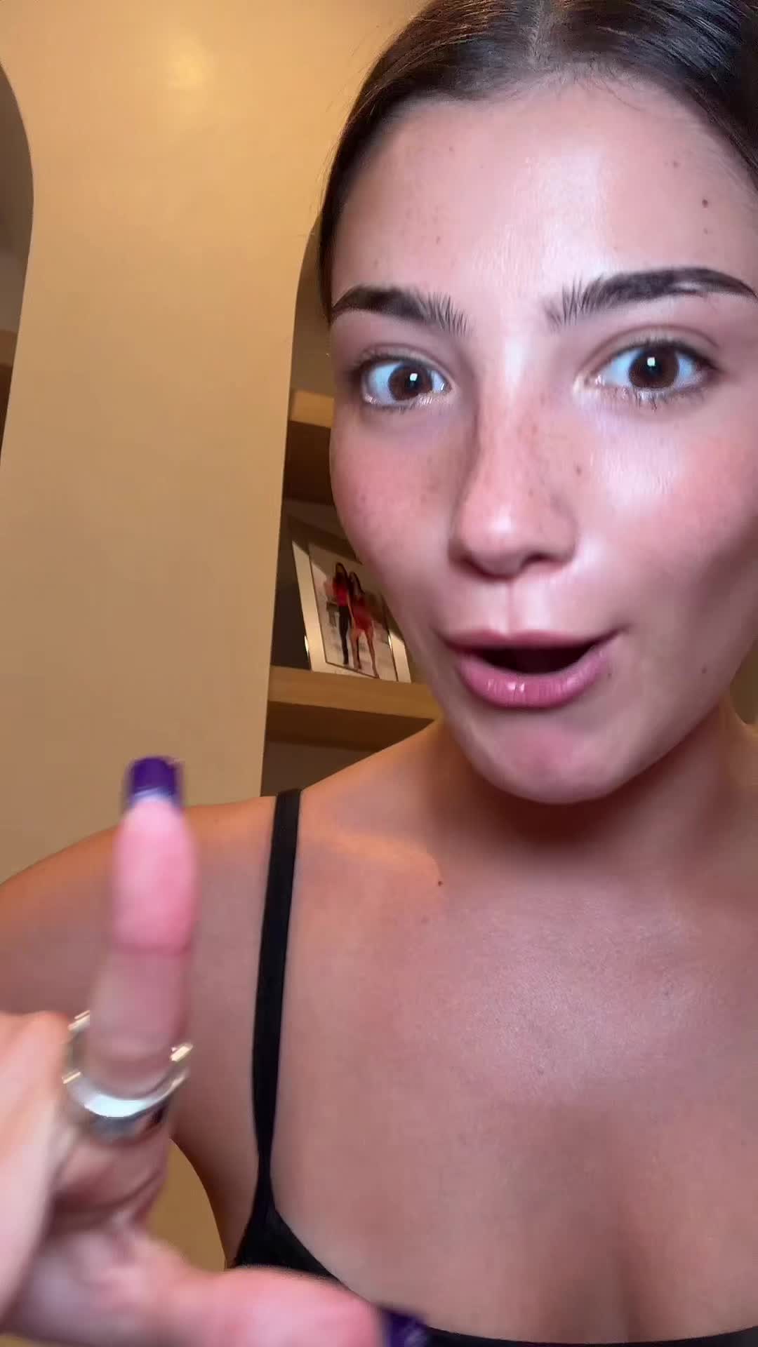 Video 1322903 from Charli D'Amelio / Charli Damelio