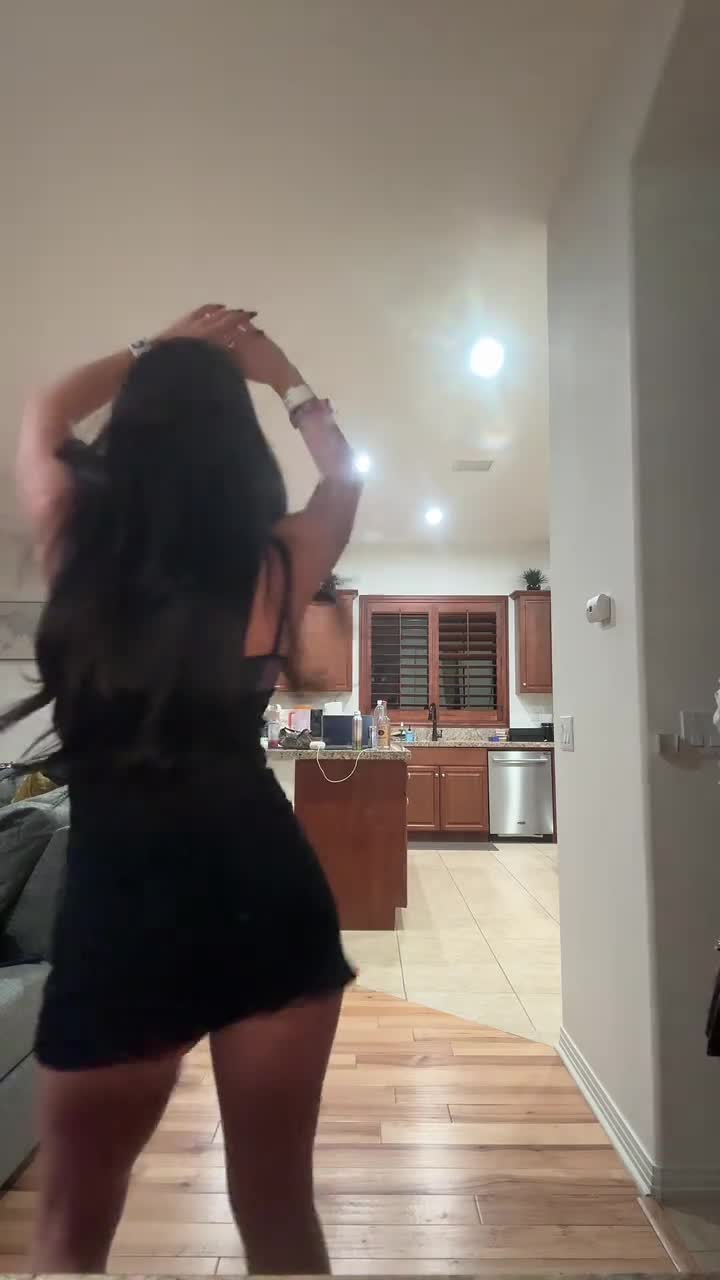 Video 1322914 from Charli D'Amelio / Charli Damelio
