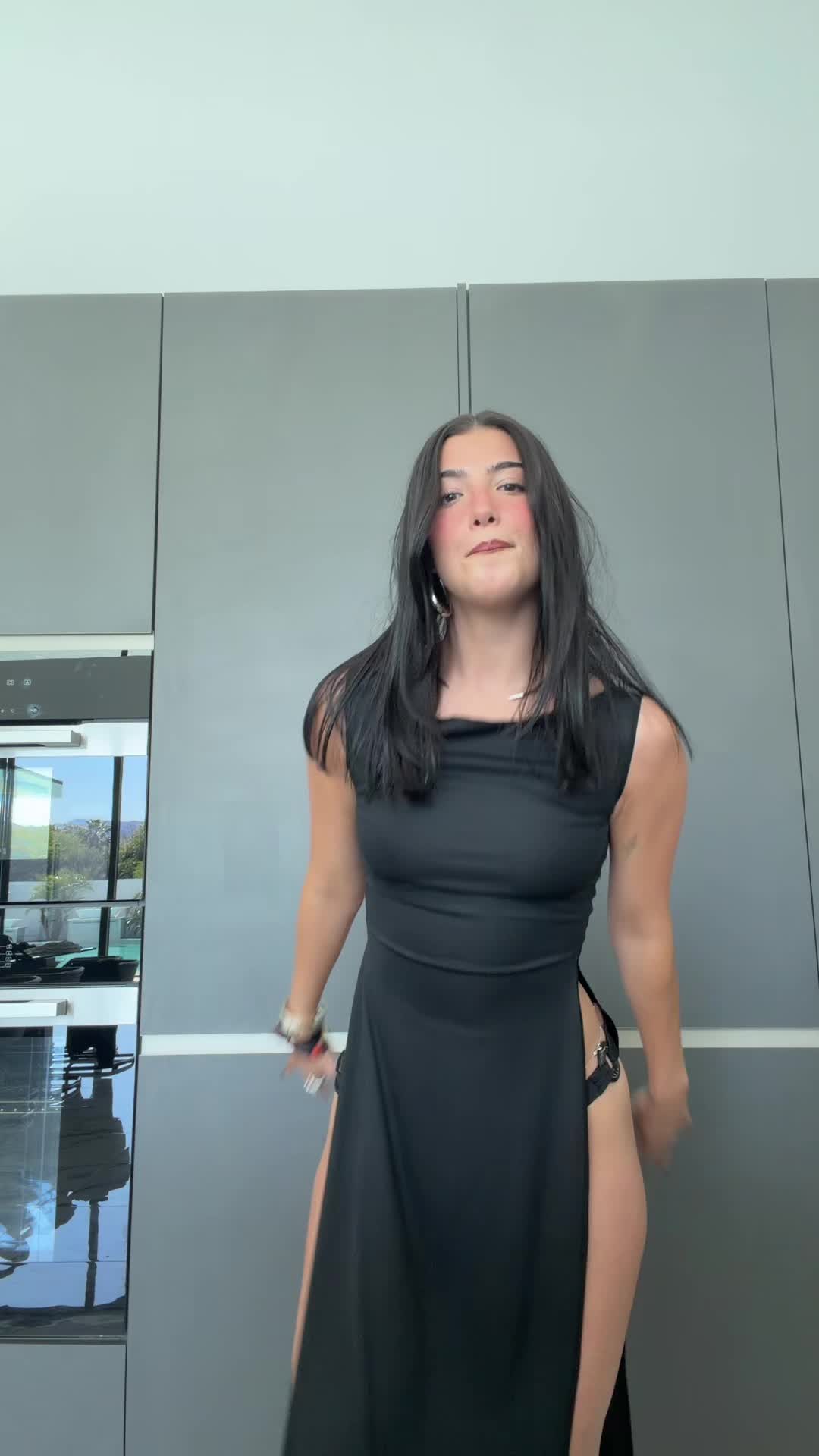 Video 1322944 from Charli D'Amelio / Charli Damelio