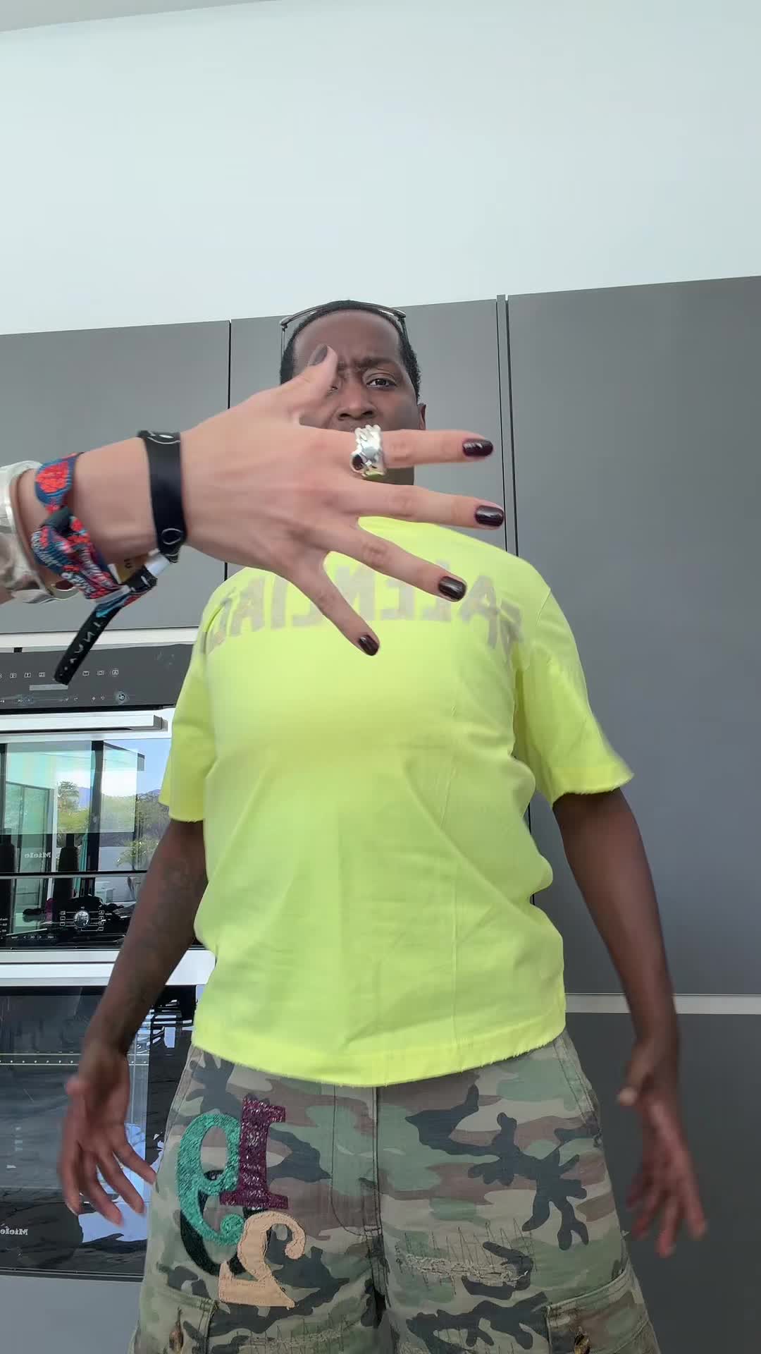 Video 1322955 from Charli D'Amelio / Charli Damelio