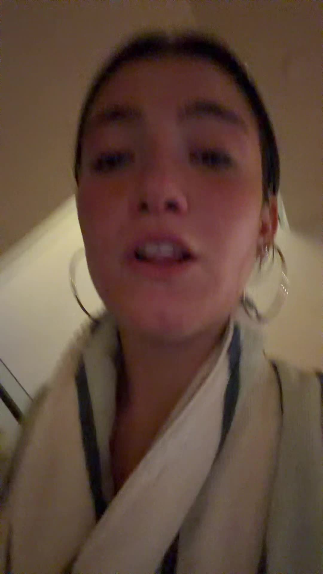 Video 1322968 from Charli D'Amelio / Charli Damelio