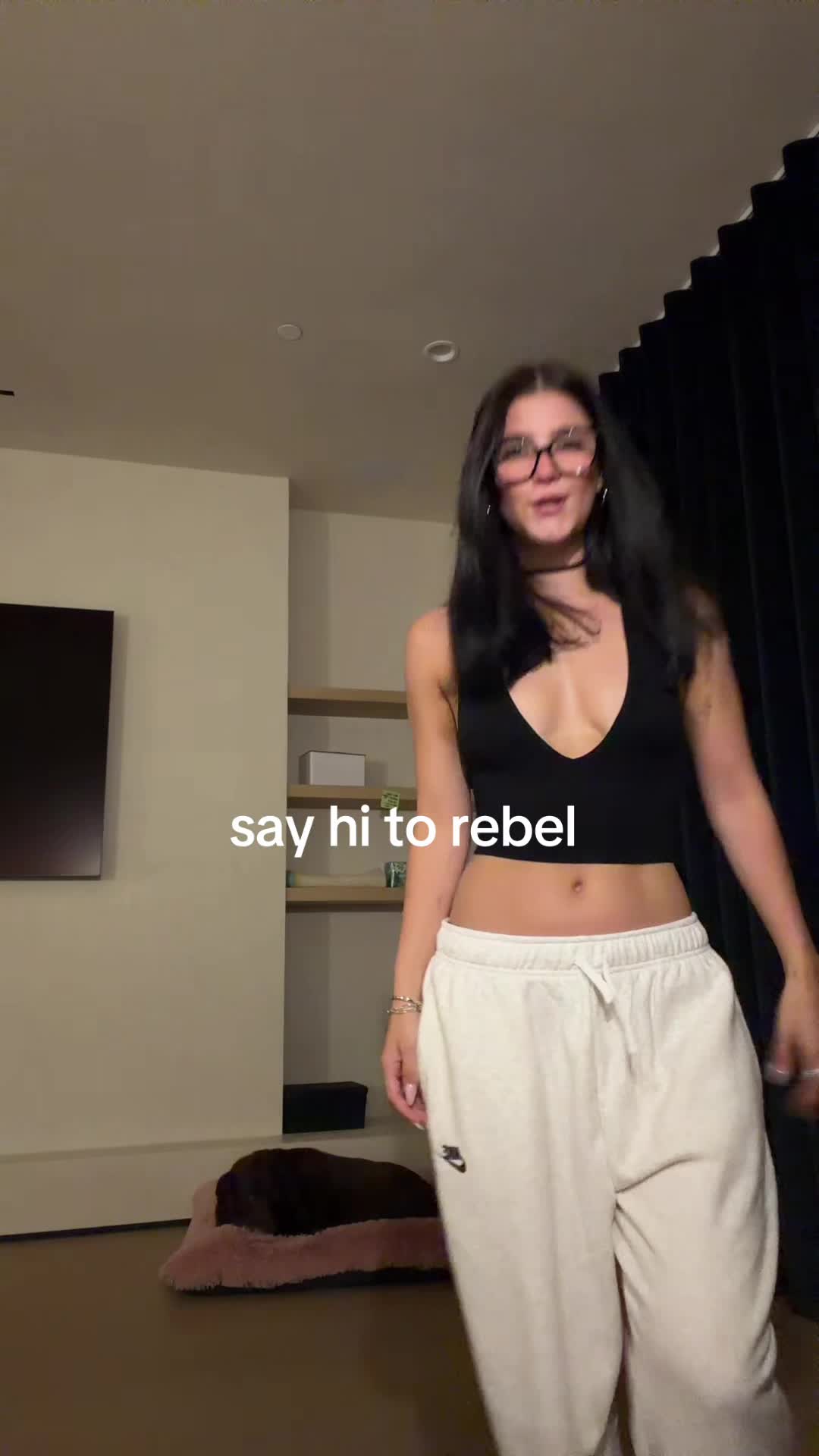 Video 1322973 from Charli D'Amelio / Charli Damelio