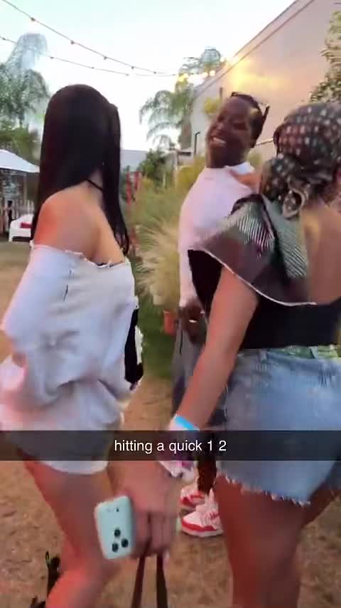 Video 1322964 from Charli D'Amelio / Charli Damelio
