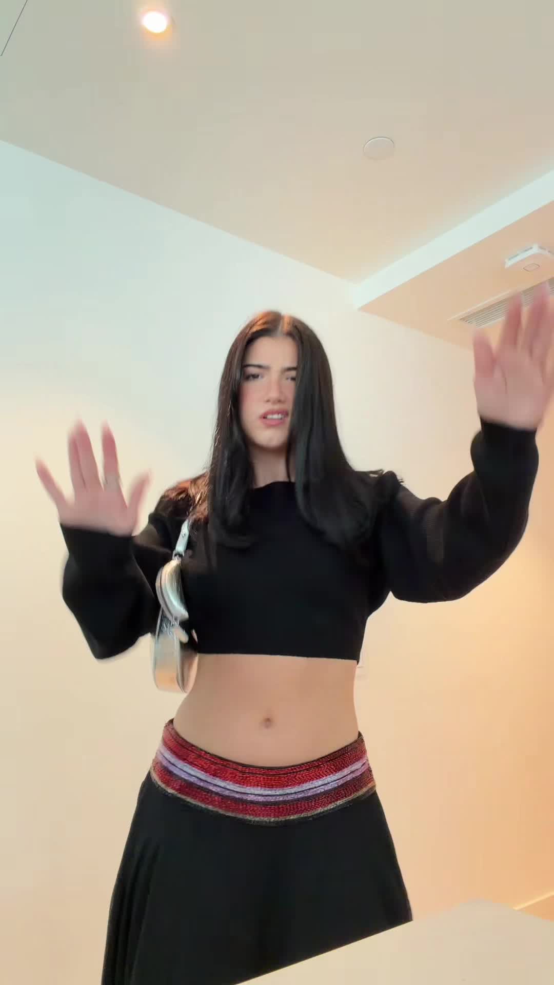 Video 1322985 from Charli D'Amelio / Charli Damelio
