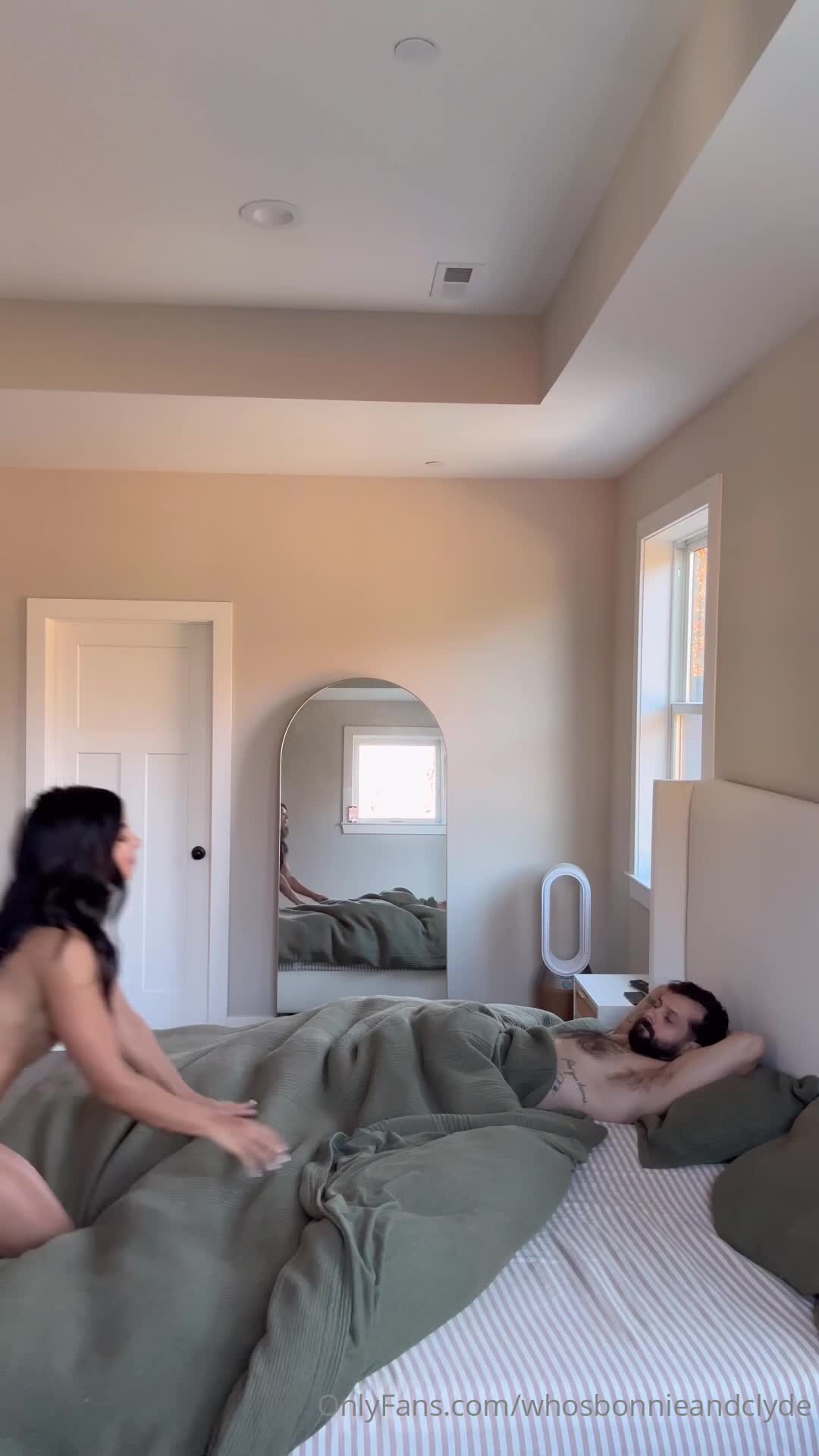 Video 1323937 from Whosbonnieandclyde