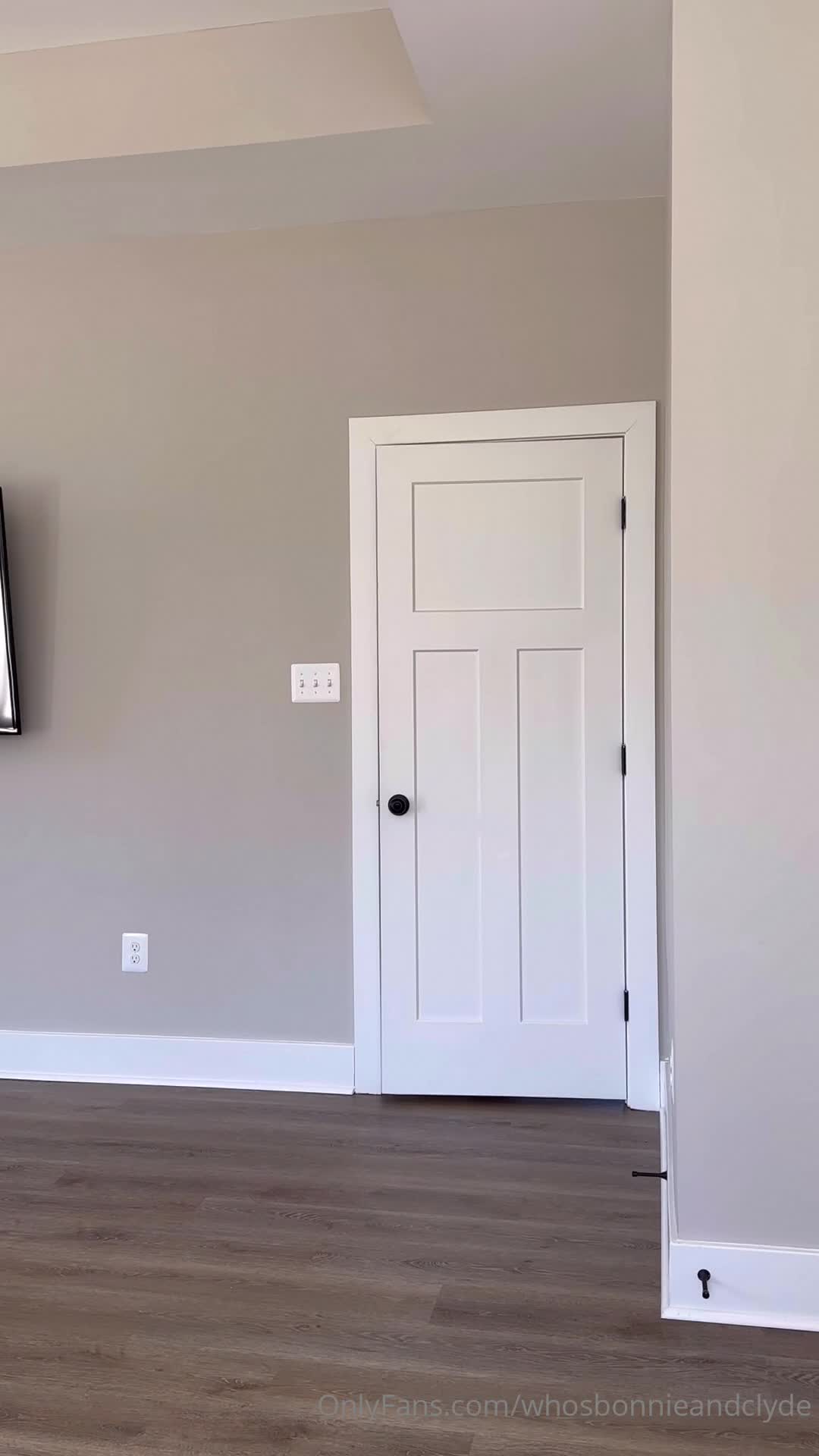 Video 1323953 from Whosbonnieandclyde