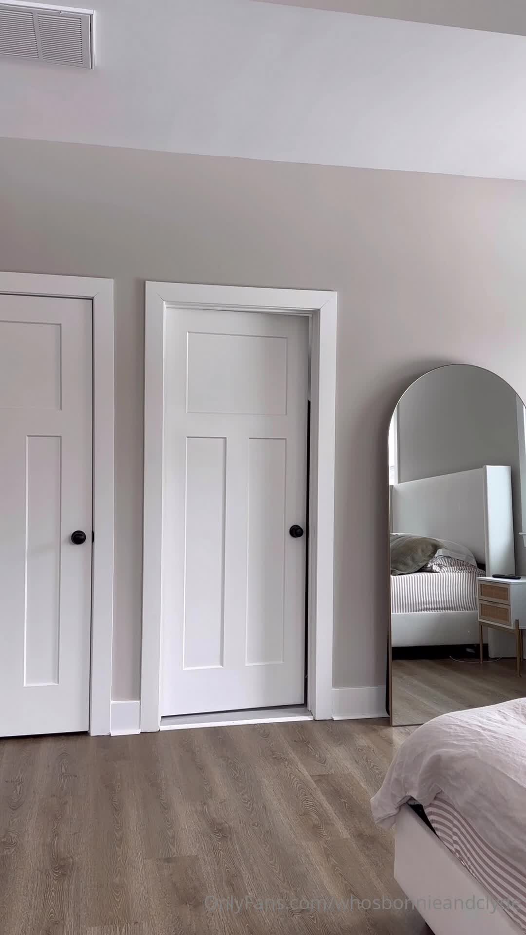 Video 1323967 from Whosbonnieandclyde
