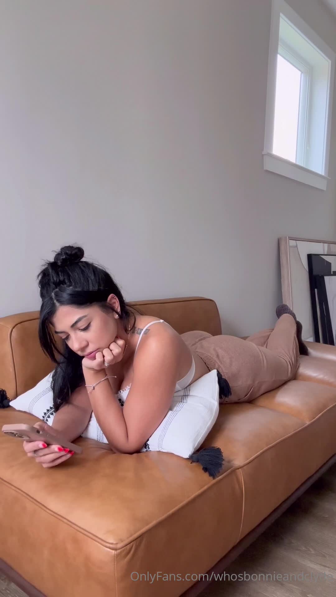 Video 1324008 from Whosbonnieandclyde