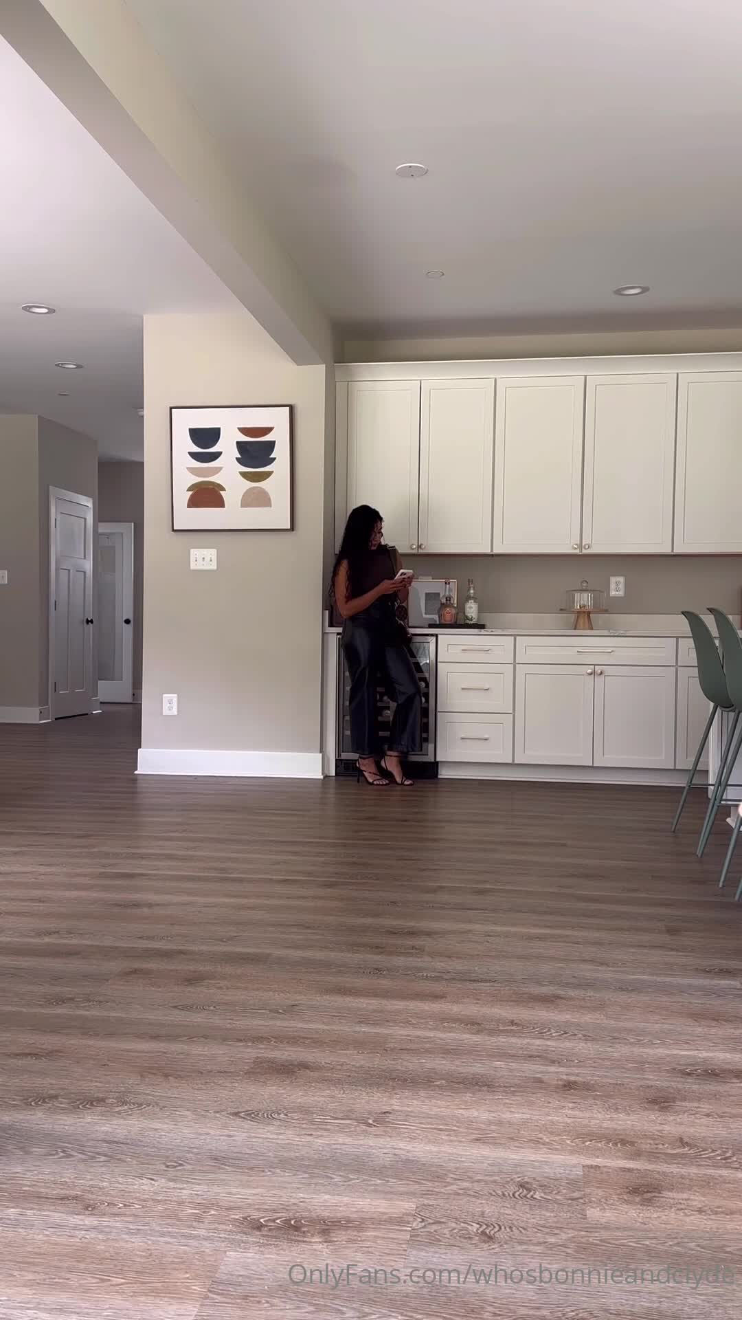 Video 1324037 from Whosbonnieandclyde