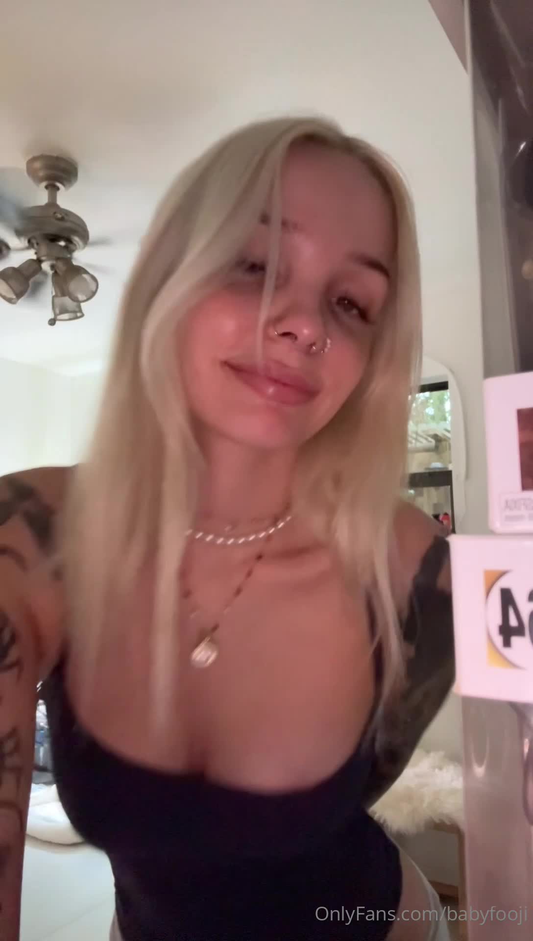 Video 1327605 from babyfooji / peachtot