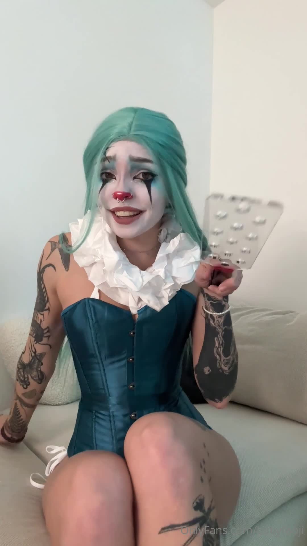 Video 1327751 from babyfooji / peachtot