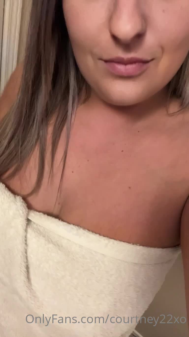 Video 1328387 from Brilliant-Comedian94 courtney22xo