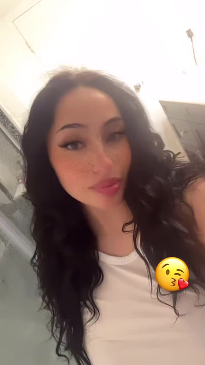 Video 1328546 from Alyssa Adelene / lyssadelenexxx / lyssadelenex