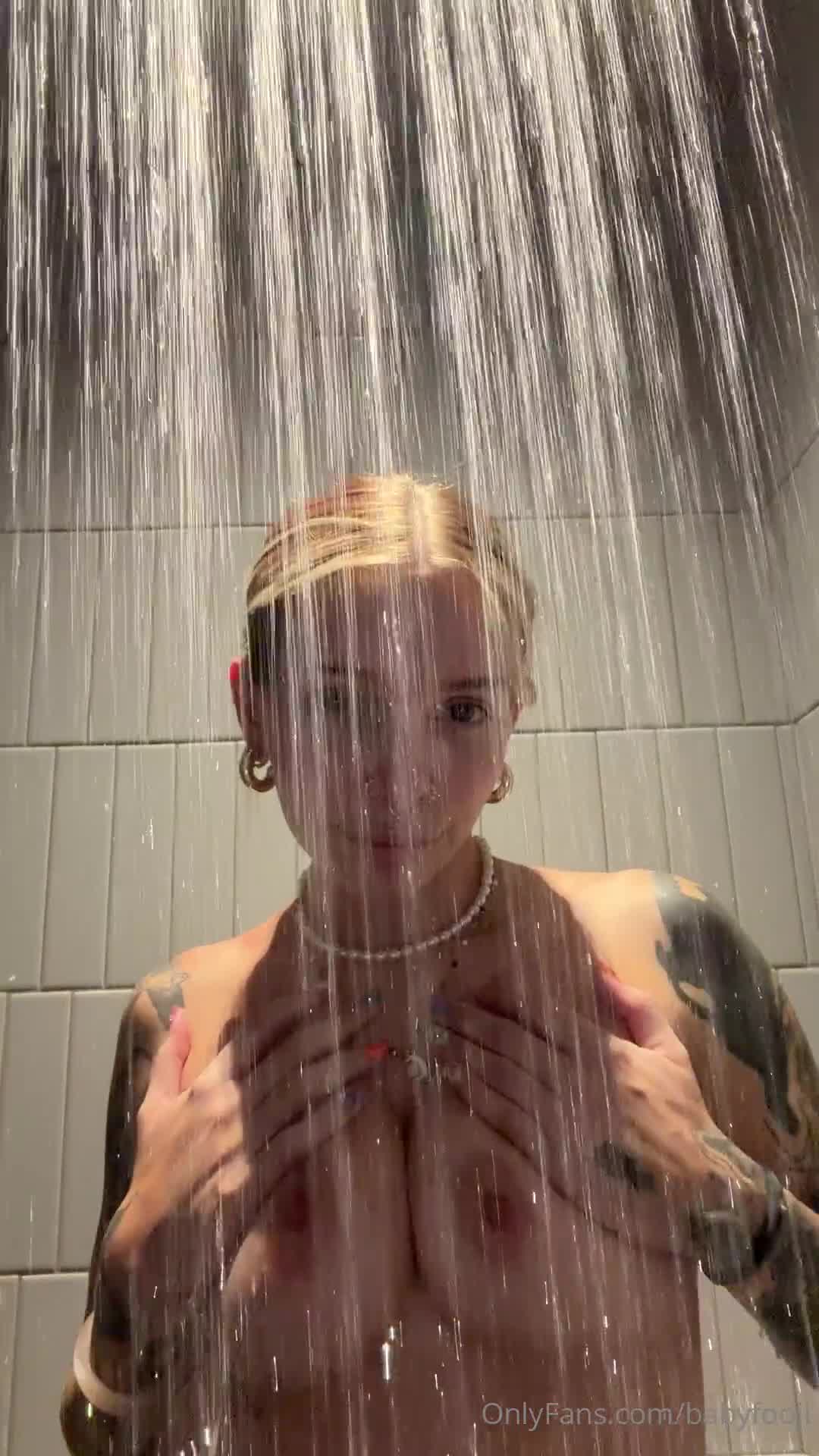 Video 1329823 from babyfooji / peachtot
