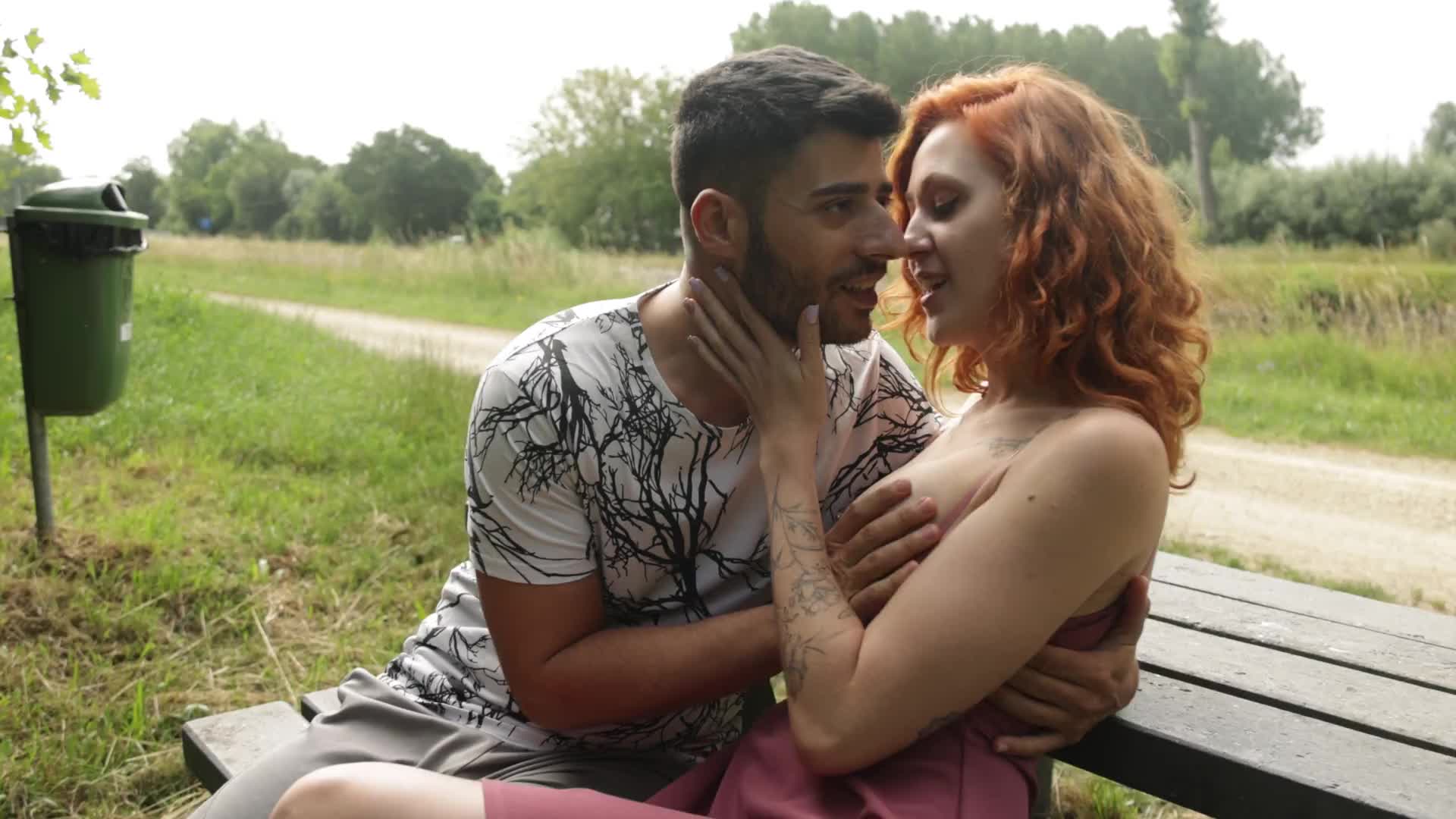 Video 1330185 from Bitchinbubba / bralessforever