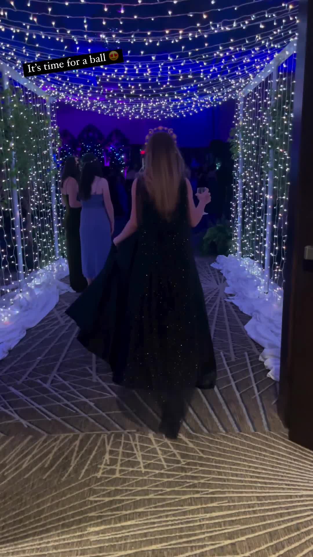 Video 1331424 from Sara Hopkins (Vine)