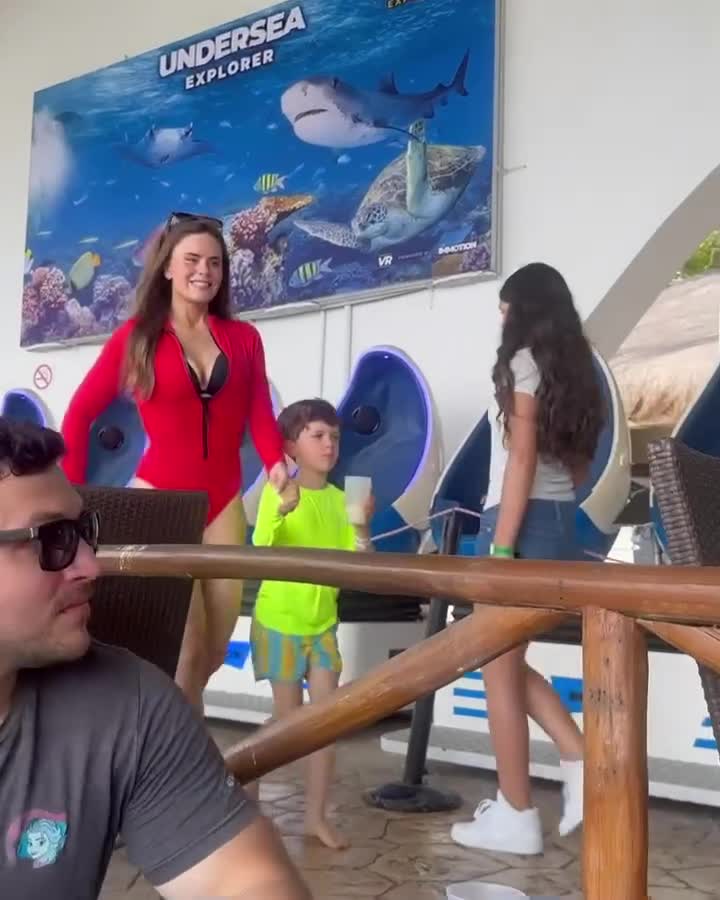 Video 1331447 from Sara Hopkins (Vine)