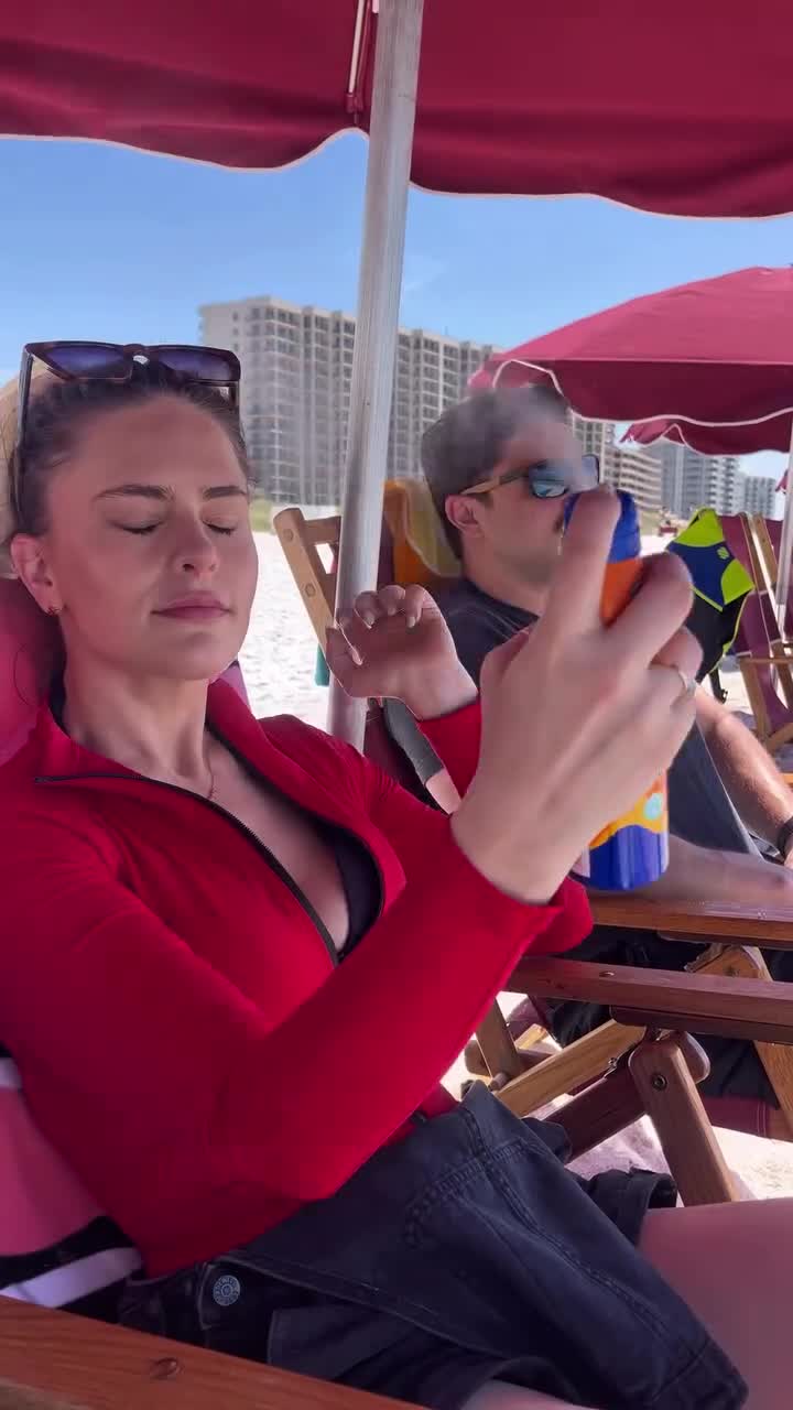 Video 1331448 from Sara Hopkins (Vine)