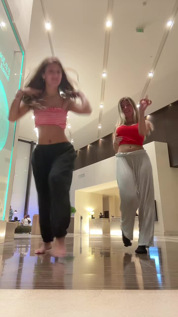 Video 1334832 from Jenny Popach | Jenny Roselie | Roselie Arritola