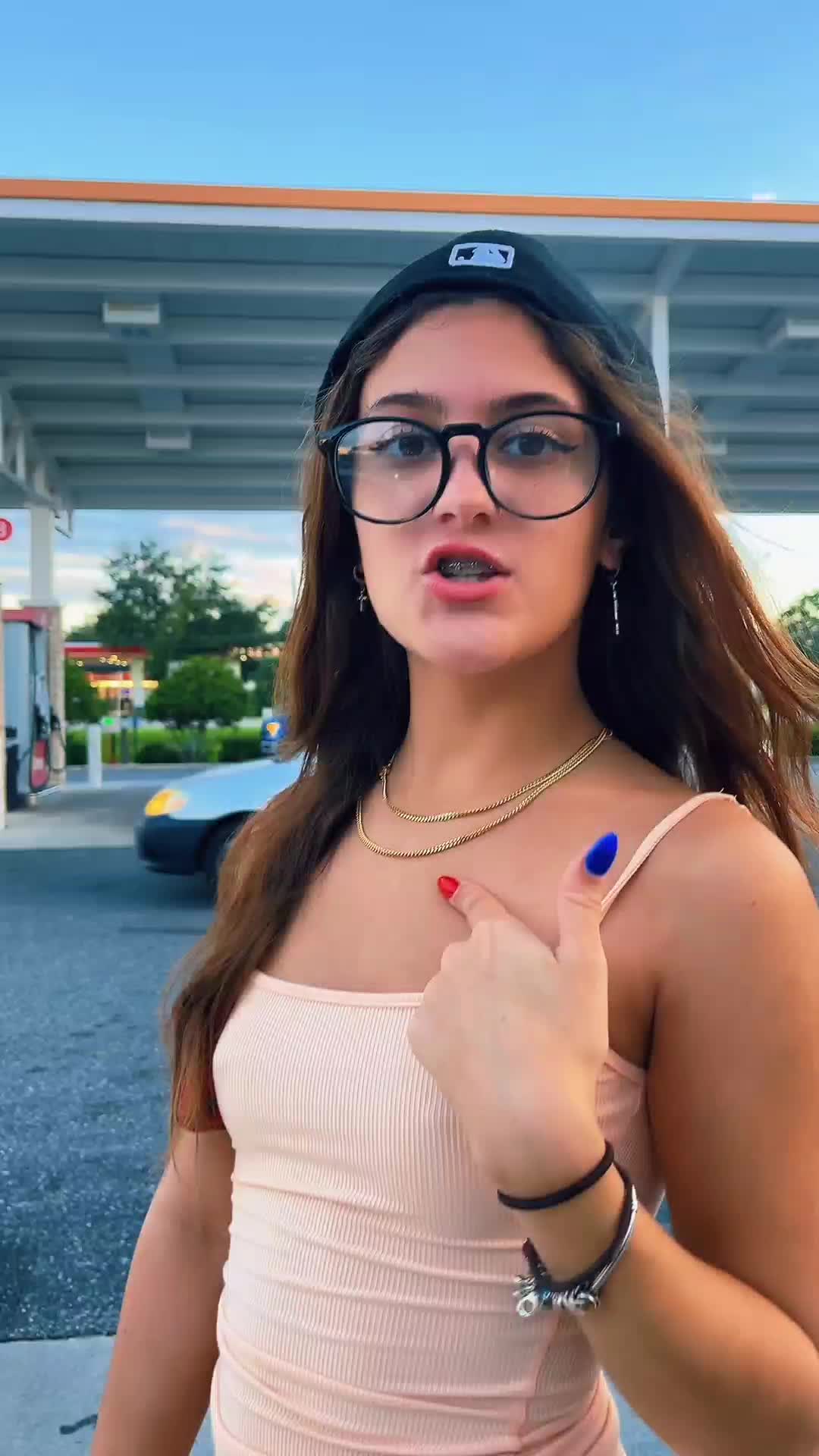 Video 1335035 from Jenny Popach | Jenny Roselie | Roselie Arritola
