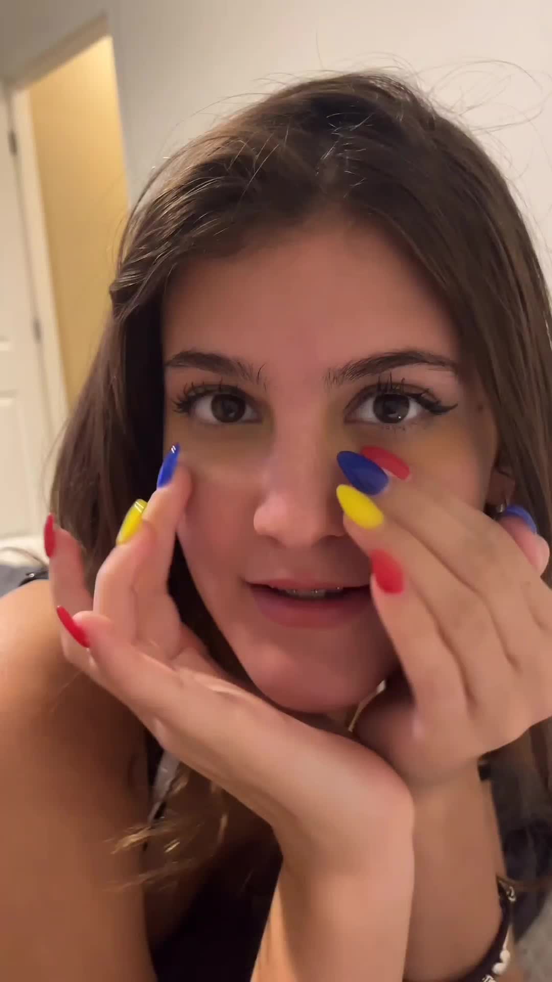 Video 1335039 from Jenny Popach | Jenny Roselie | Roselie Arritola