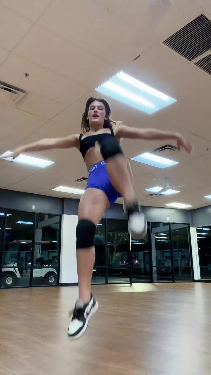 Video 1336244 from Jenny Popach | Jenny Roselie | Roselie Arritola