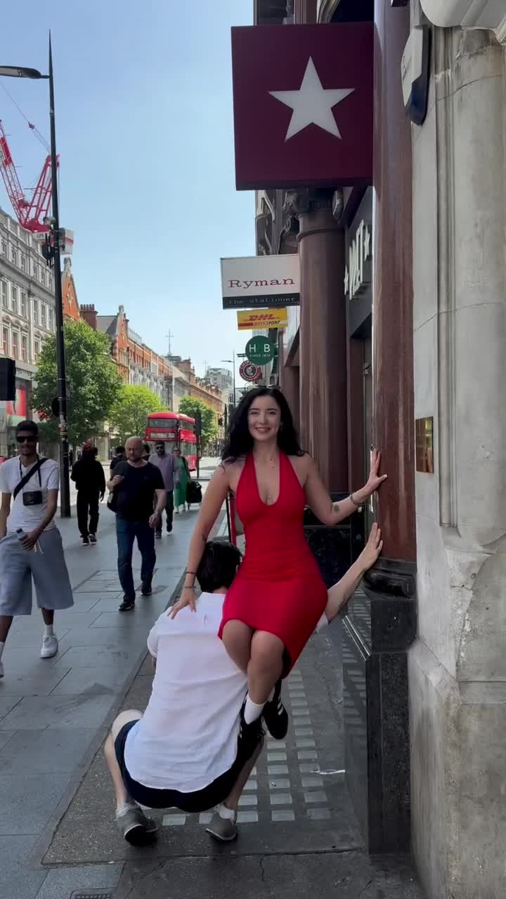 Video 1336643 from Hotblockchain / Emily Cocea / cryptobaddie1