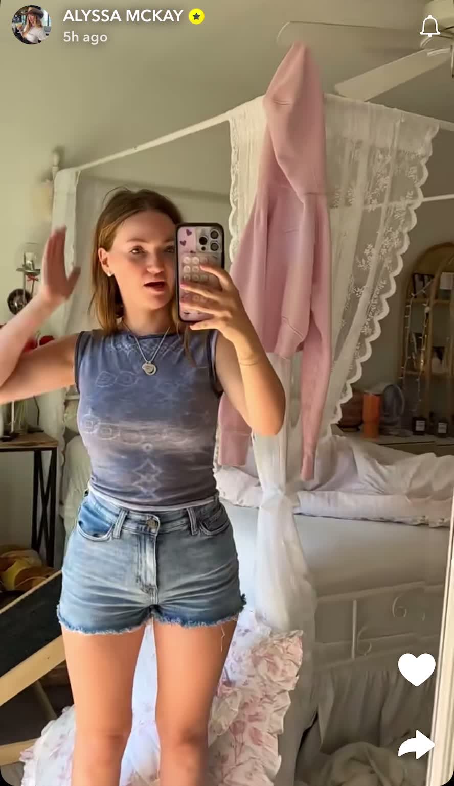 Video 1336975 from Alyssa Mckay