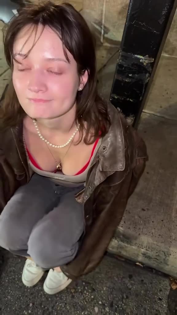 Video 1337883 from caitlinerinoneill