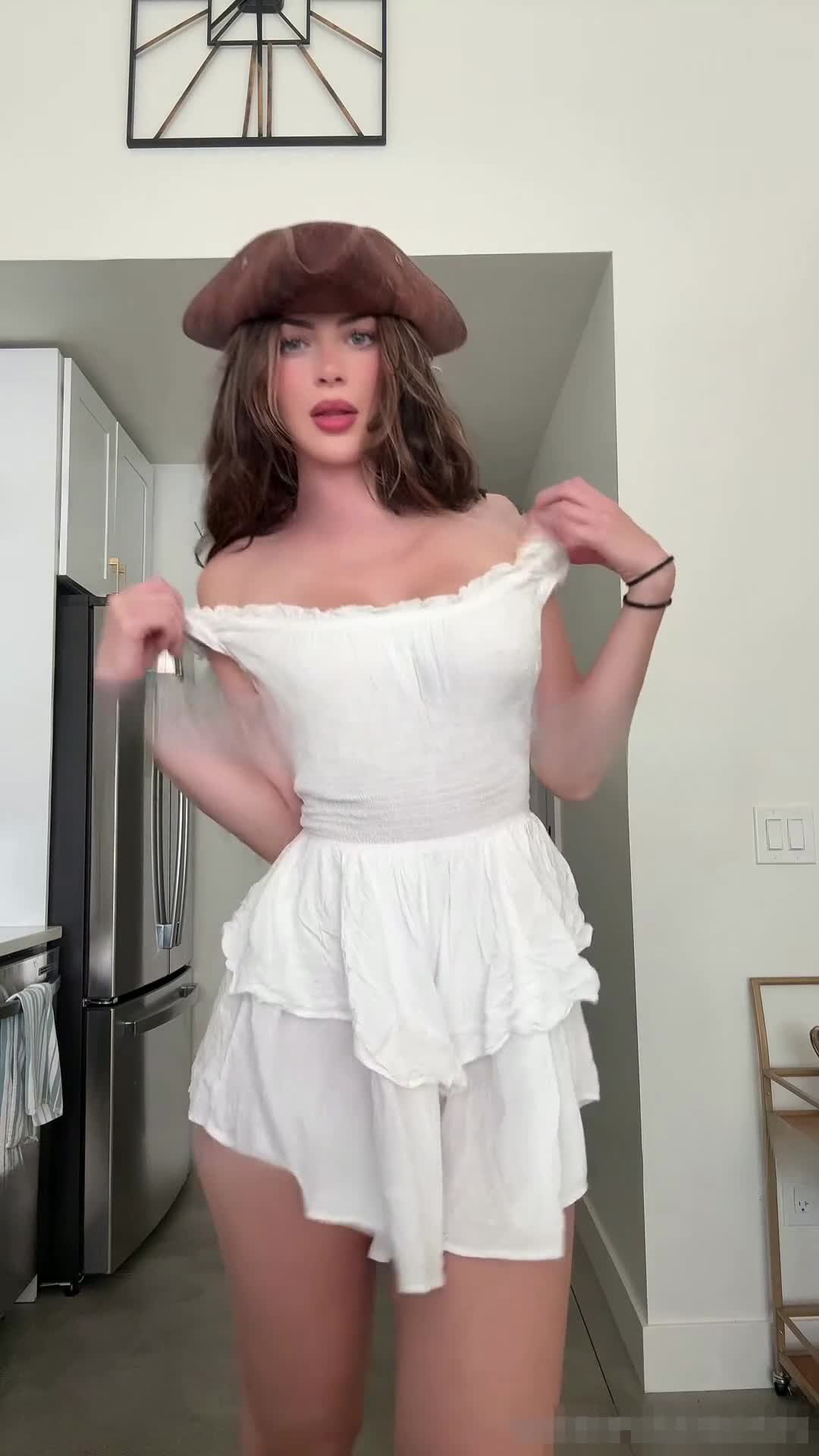 Video 1340960 from Victoria Kuhnley | queenpussybossv | queenV