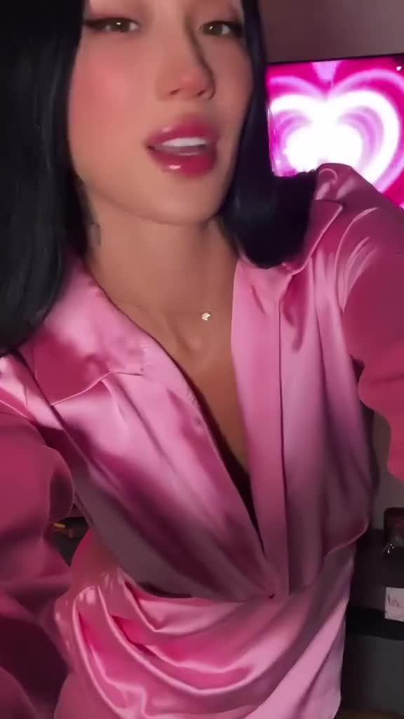 Video 1341891 from Yoona Lee / Crystal Lee / Asia MeiLee / Lee Estefa (yoonalee)