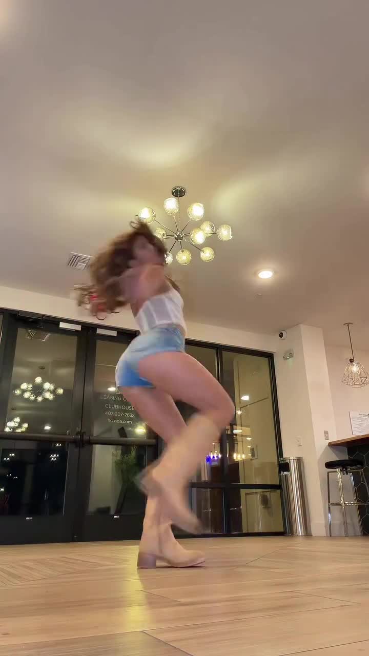 Video 1343853 from Jenny Popach | Jenny Roselie | Roselie Arritola