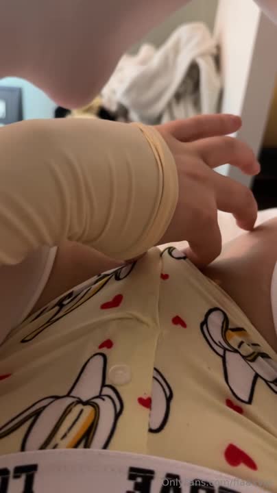 Video 1344239 from safiyaax / fiaax2 / urstepmummy