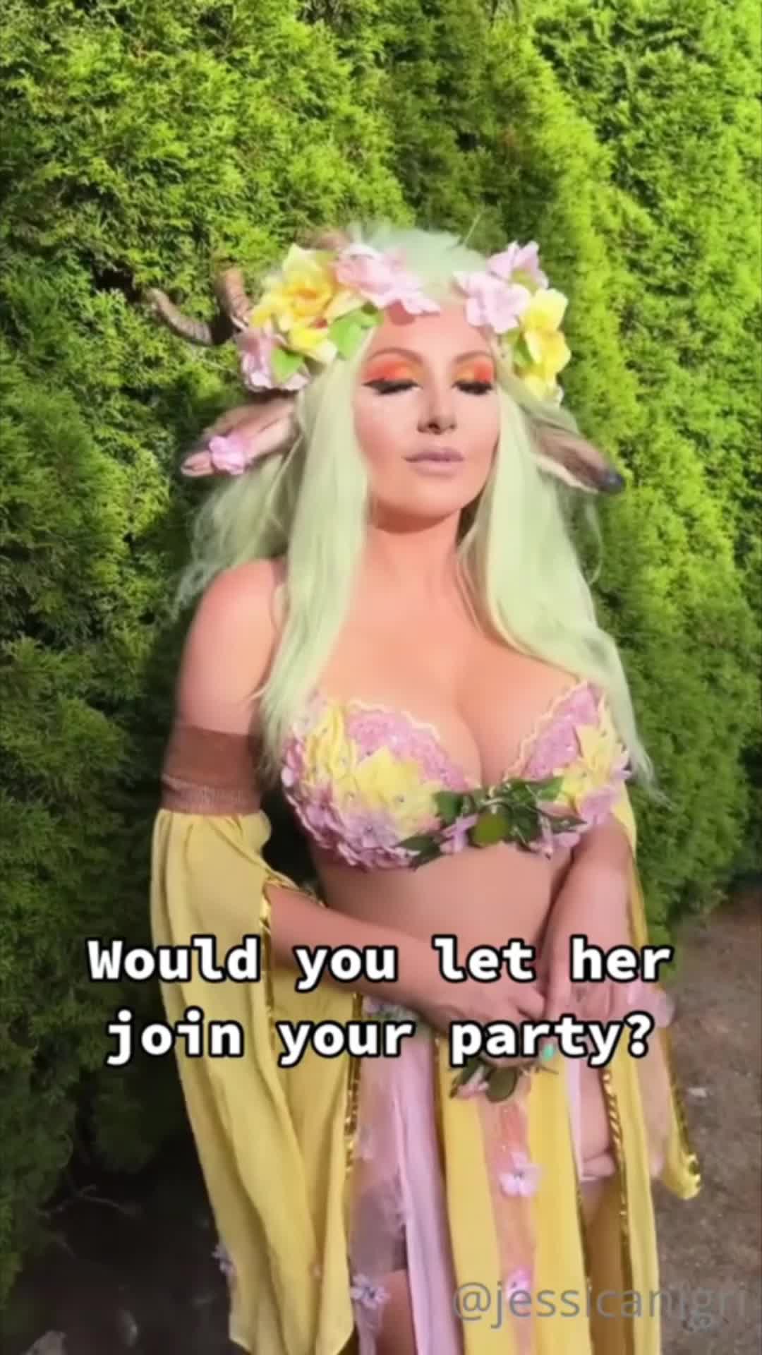 Video 785597 from Jessica Nigri