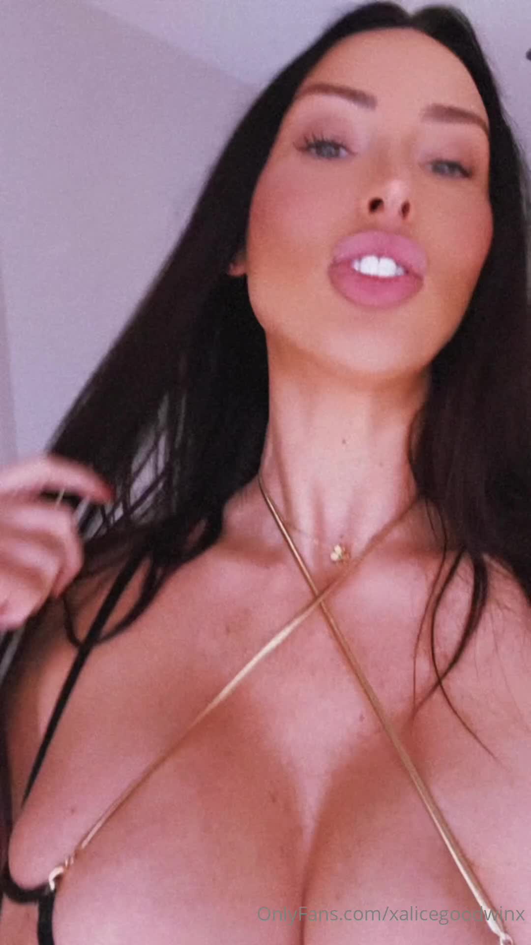 Video 1346295 from Alice Goodwin