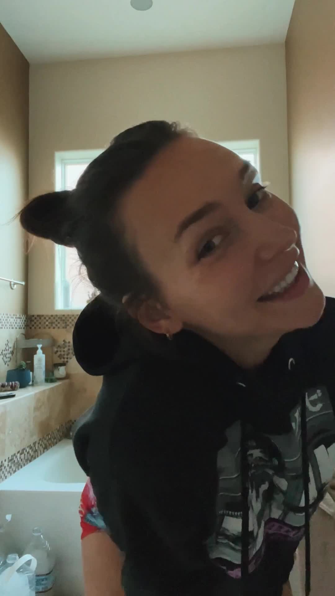 Video 1347841 from Rachel Cook