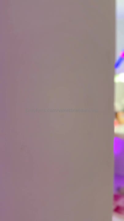 Video 1351238 from Violet Summers / Violet Brandani