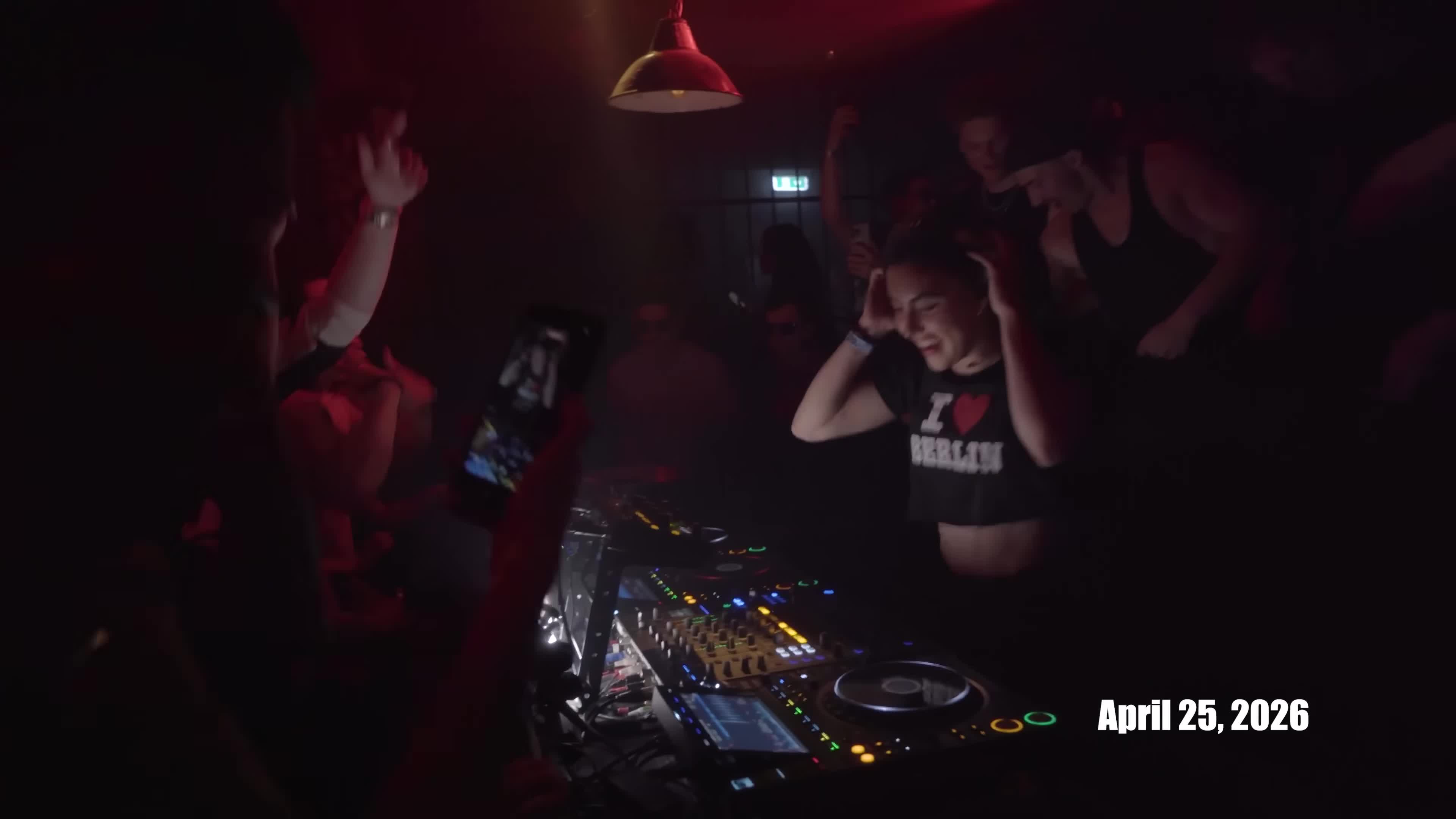 Video 1353070 from Andrea Botez (leaks = ban)