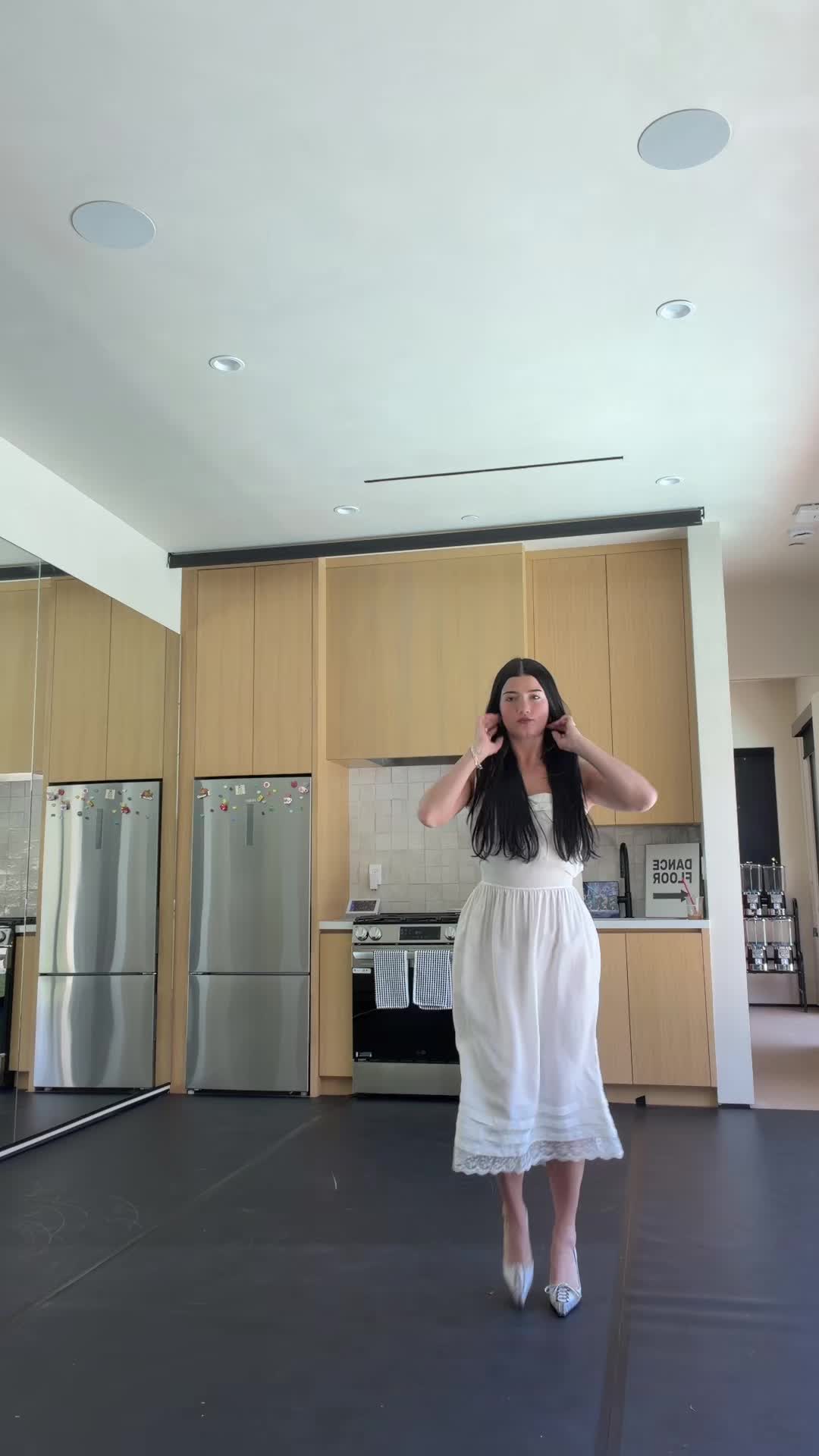 Video 1357909 from Charli D'Amelio / Charli Damelio