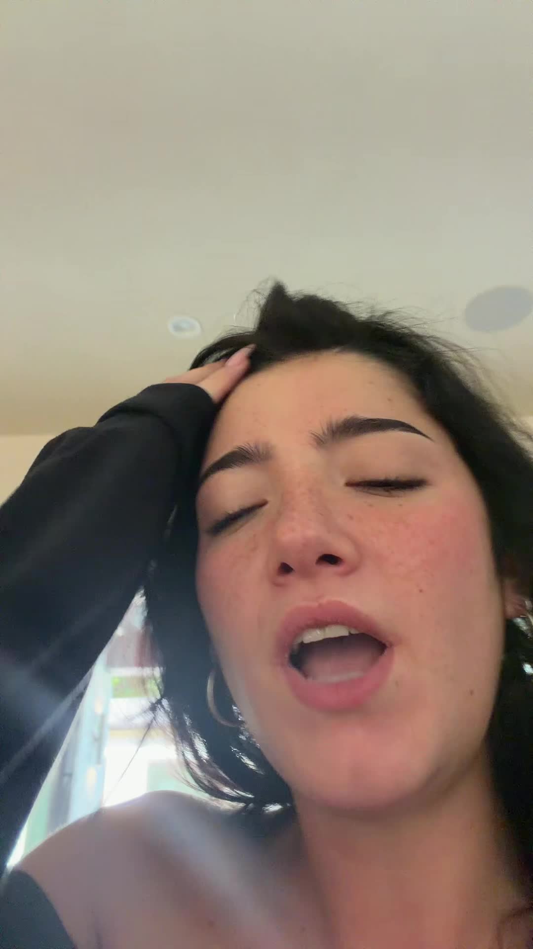 Video 1357922 from Charli D'Amelio / Charli Damelio