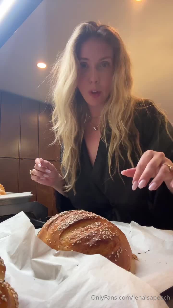 Video 1359513 from Lena Paul / lenaisapeach